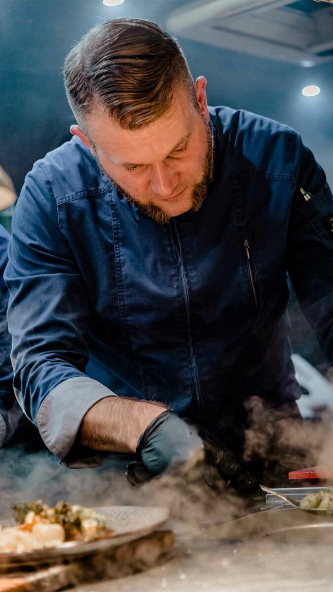 Toni Tänzer am Herd
